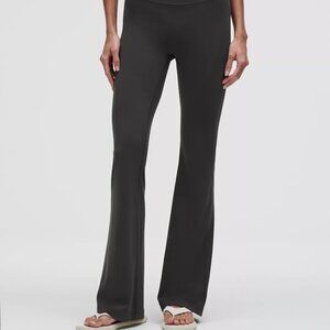Lululemon Groove Nulu Super High Rise Flared Pant *Regular -Graphite Grey Size 2